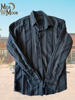 Vintage Men's Dark Blue Textured Button-Down Shirt